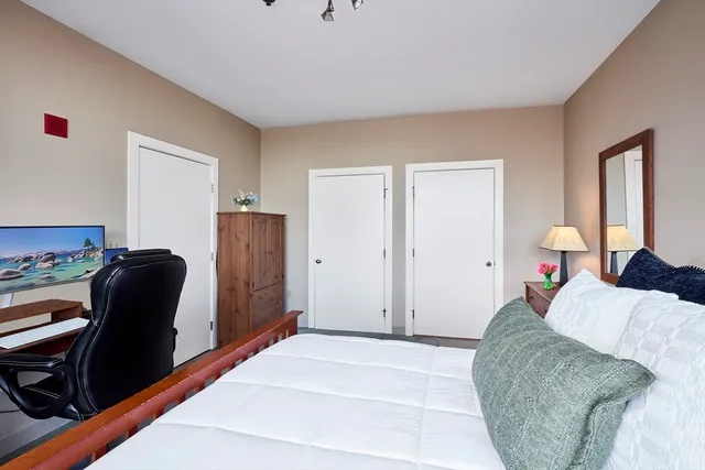 $1,139,000 | 234 Causeway Street, Unit 918, Boston, MA 02114