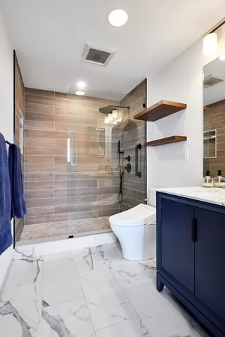 $1,139,000 | 234 Causeway Street, Unit 918, Boston, MA 02114