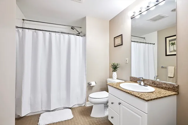 $1,139,000 | 234 Causeway Street, Unit 918, Boston, MA 02114