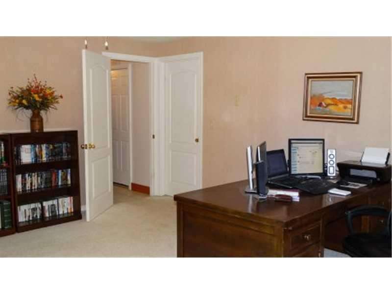 11 Meadowbrook Road Bangor, ME 04401 - Photo 20 of 21 Family Room. Family Room or office.
