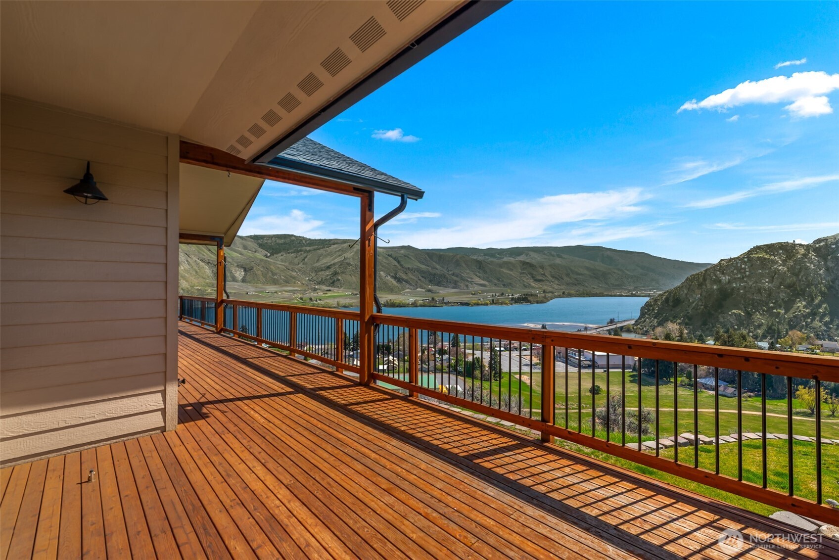 1024 Columbia Point Entiat, WA 98822 - Photo 6 of 29 Gallery Image 6