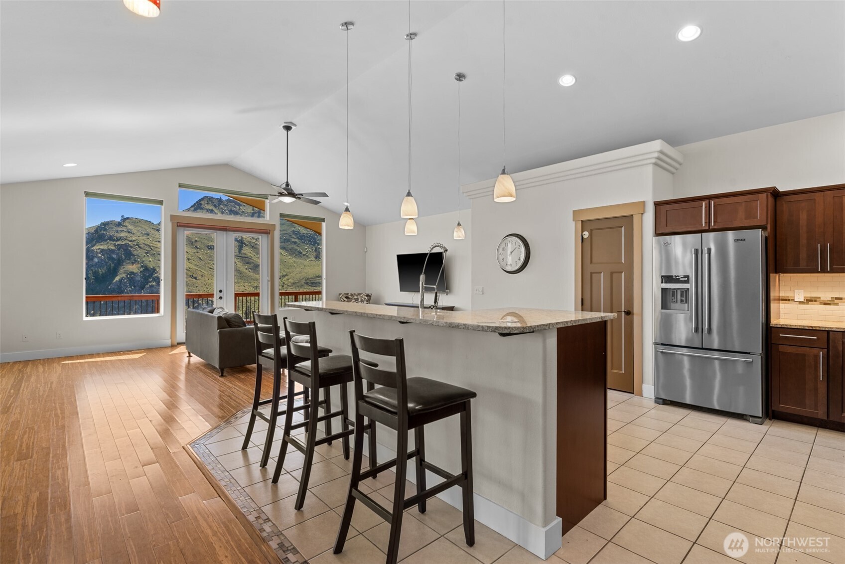 1024 Columbia Point Entiat, WA 98822 - Photo 10 of 29 Gallery Image 10