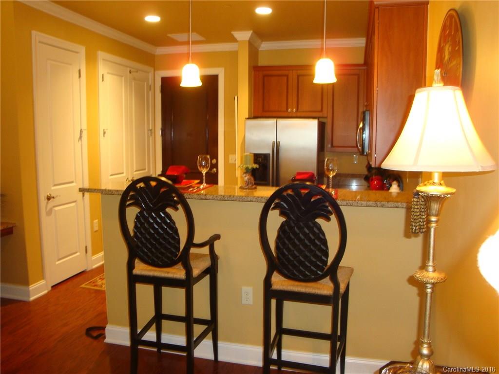 230 South Tryon Street, Unit 404 Charlotte, NC 28202 - Photo 5 of 15