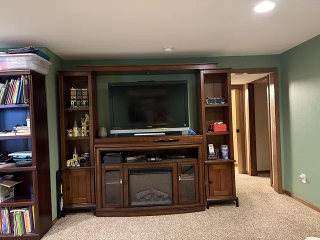 $337,000 | 704 3rd Avenue Northeast, Hillsboro, ND 58045