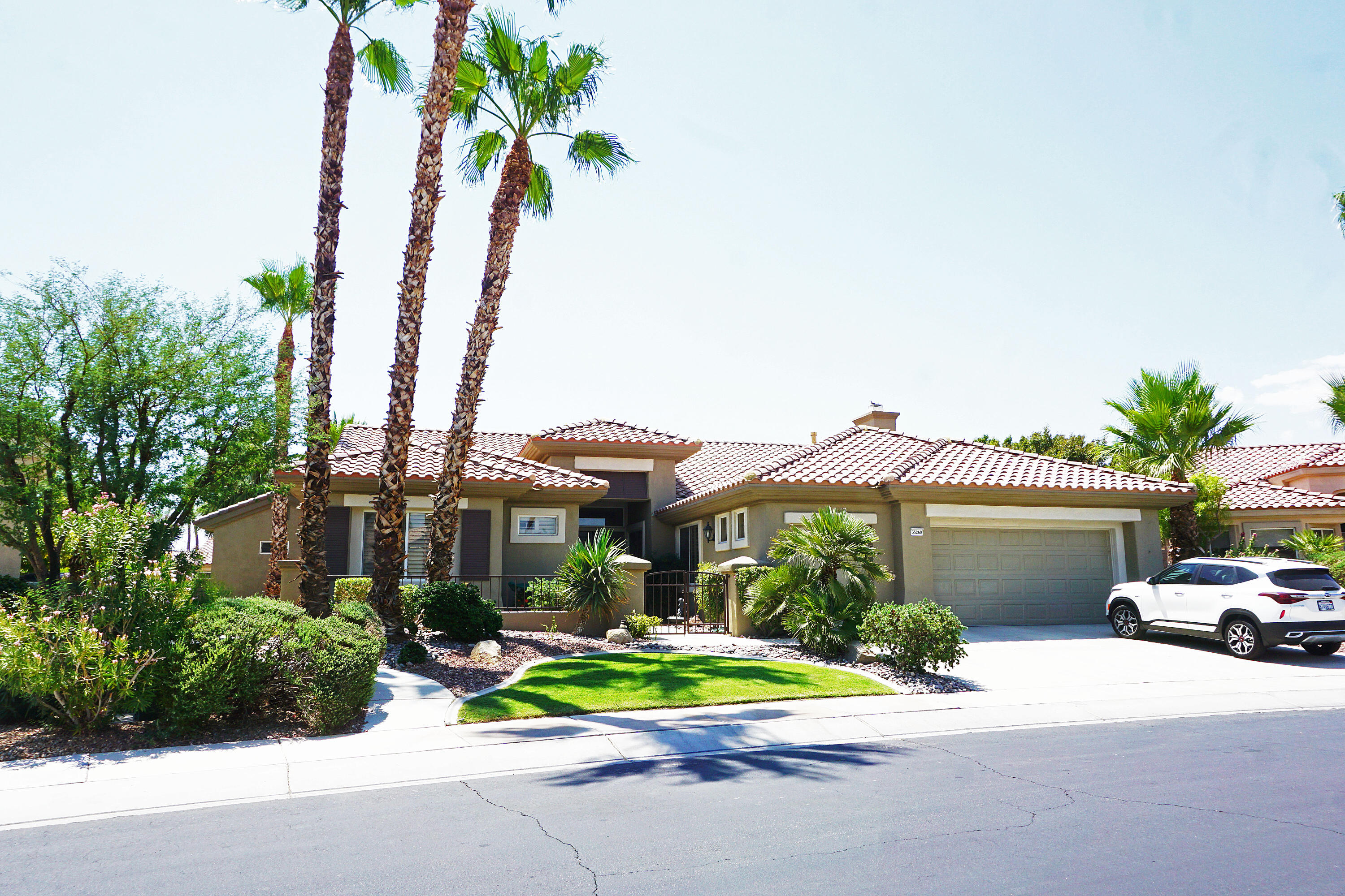 35260 Monarch Way Palm Desert, CA 92211 - Photo 3 of 23 DSC04502