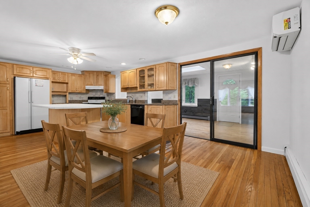 168 Groton Road Westford, MA 01886 - Photo 6 of 42