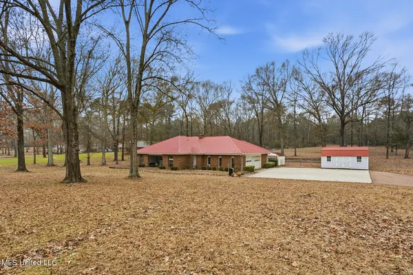 $379,900 | 420 Shadow Lake Cove, Raymond, MS 39154