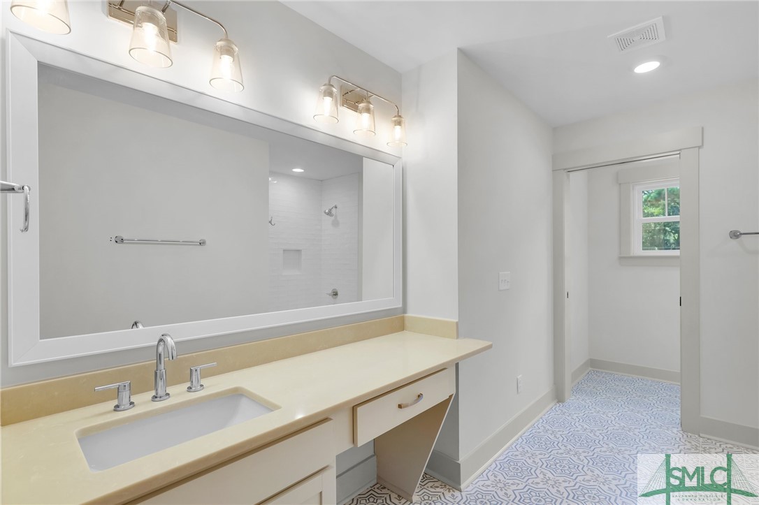 1159 Cobb Road Savannah, GA 31410 - Photo 17 of 32