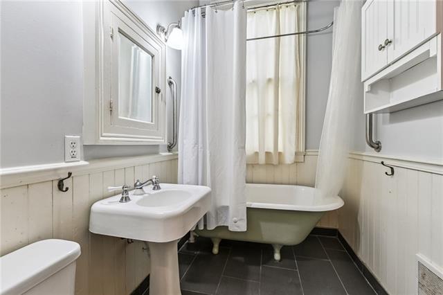 1024 Port Street New Orleans, LA 70117 - Photo 17 of 19