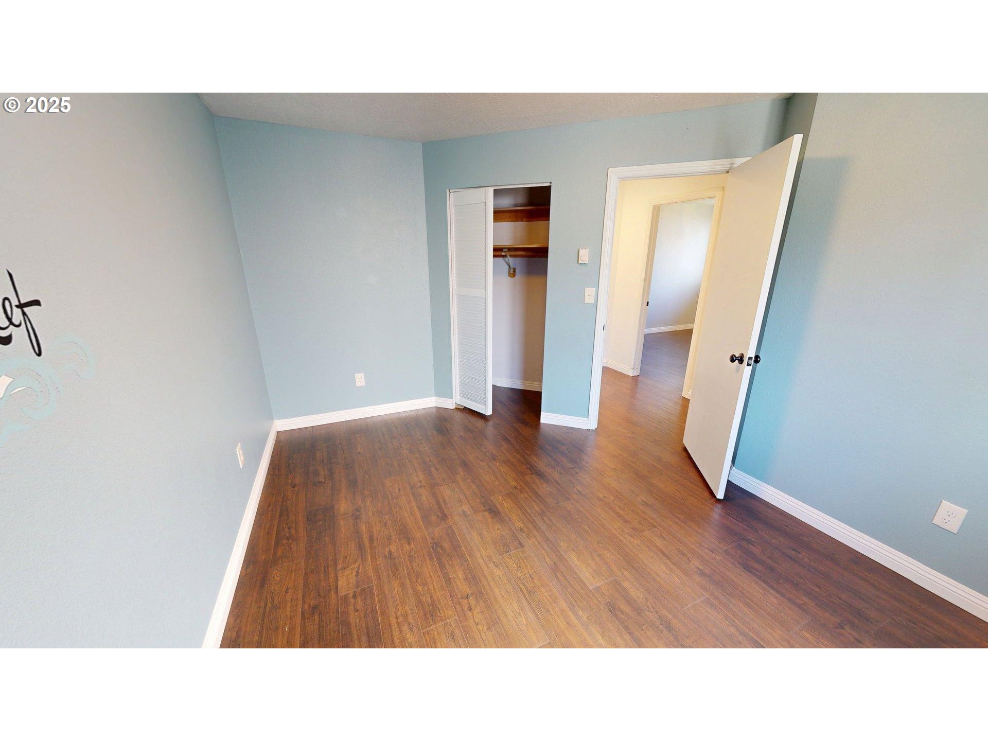 335 Mill Beach Road Brookings, OR 97415 - Photo 21 of 39 Bedroom