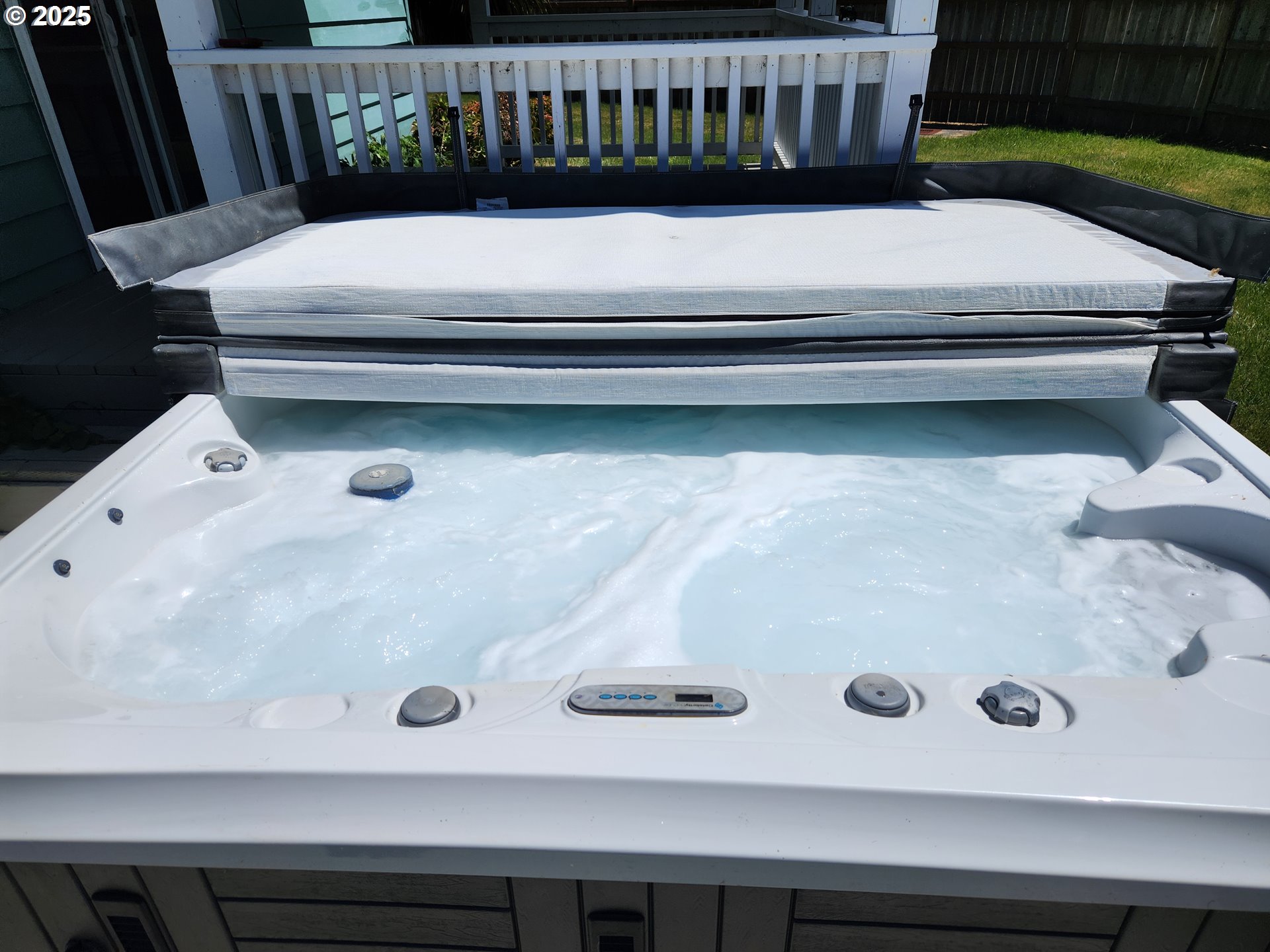 335 Mill Beach Road Brookings, OR 97415 - Photo 33 of 39 Hot Tub