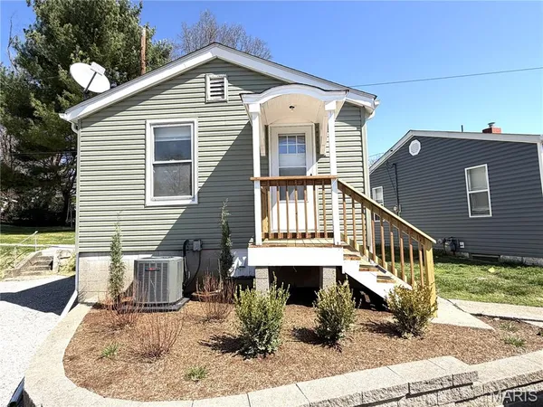 $59,000 | 415 South 8th Street, Belleville, IL 62220