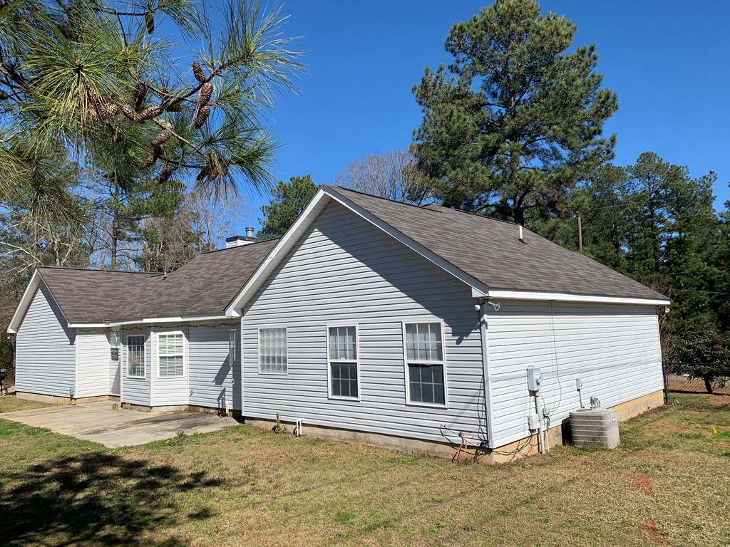 511 Howlandville Road Warrenville, SC 29851 - Photo 4 of 44 Gallery Image 4