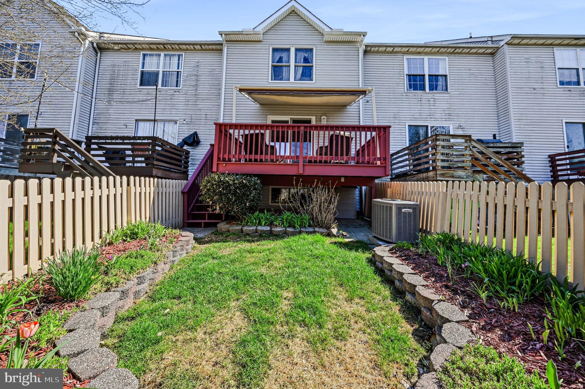 104 Balmoral Way Newark, DE 19702 - Photo 25 of 25 a front view of a house with garden