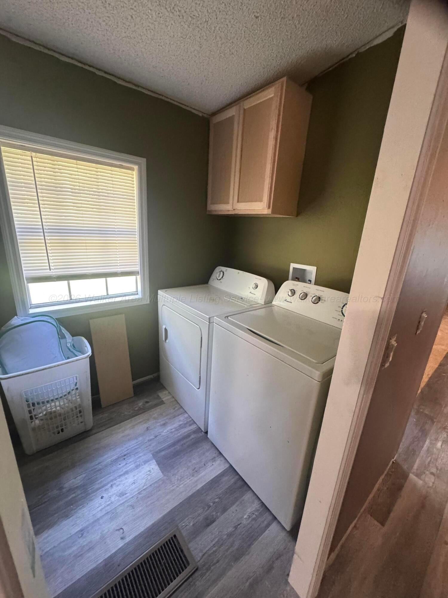 1419 Hill Chase Road Jasper, AL 35503 - Photo 4 of 5 Laundry Room