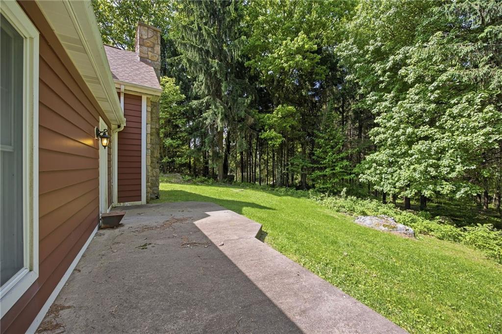 2541 Springfield Pike Connellsville, PA 15425 - Photo 18 of 50