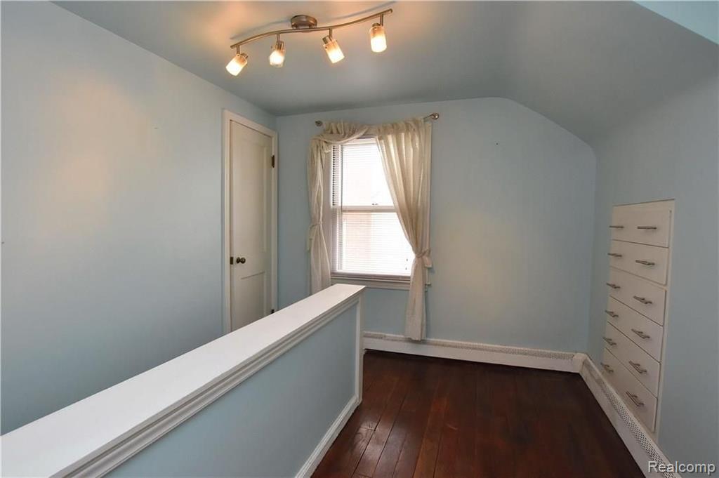 1954 Webster Street Birmingham, MI 48009 - Photo 16 of 22