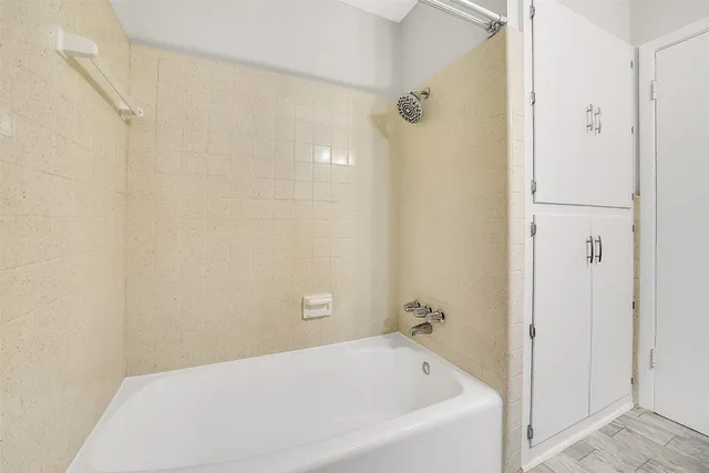 $2,700 | 10135 Knoboak Drive, Houston, TX 77080