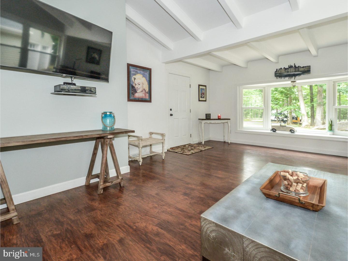 960 West Thatcher Road Quakertown, PA 18951 - Photo 10 of 25 Family Room