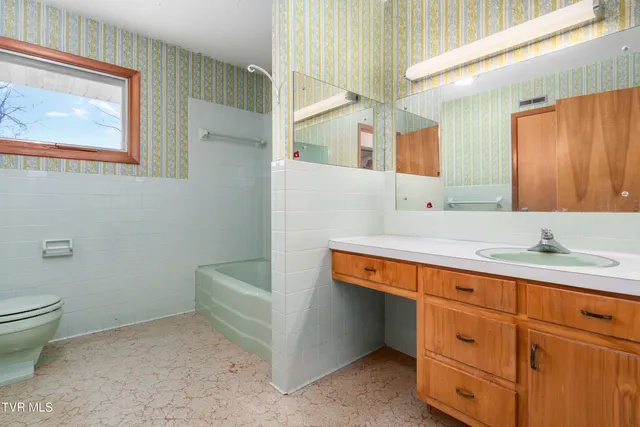 $259,900 | 3601 Montclair Road, Kingsport, TN 37664