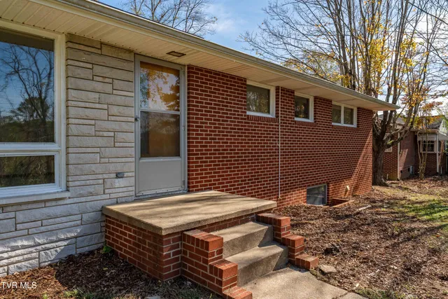 $259,900 | 3601 Montclair Road, Kingsport, TN 37664