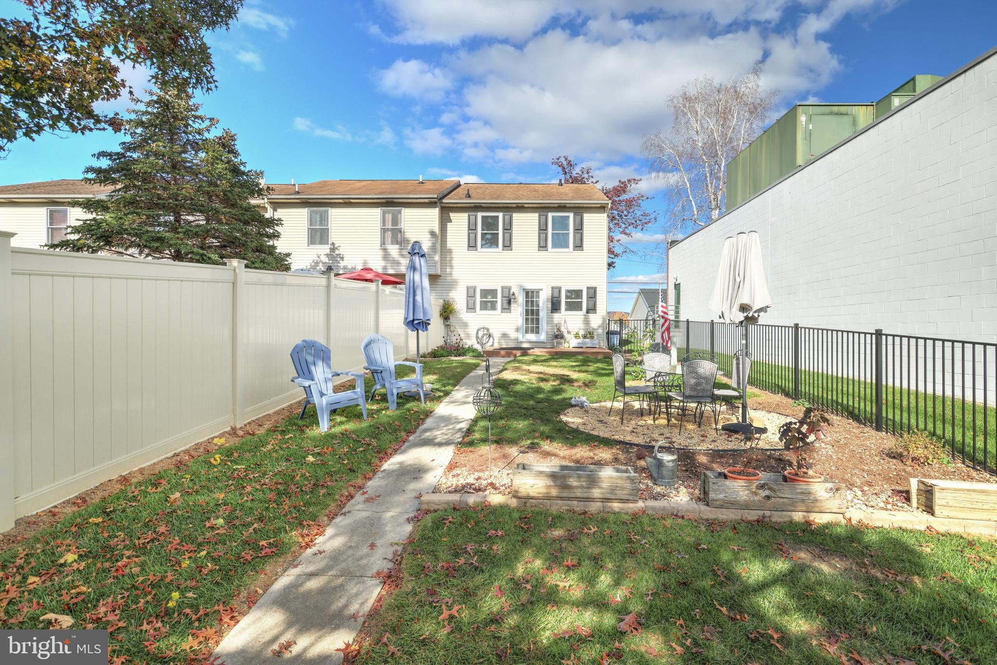 431 Ridge Avenue Hanover, PA 17331 - Photo 6 of 23 Gallery Image 6