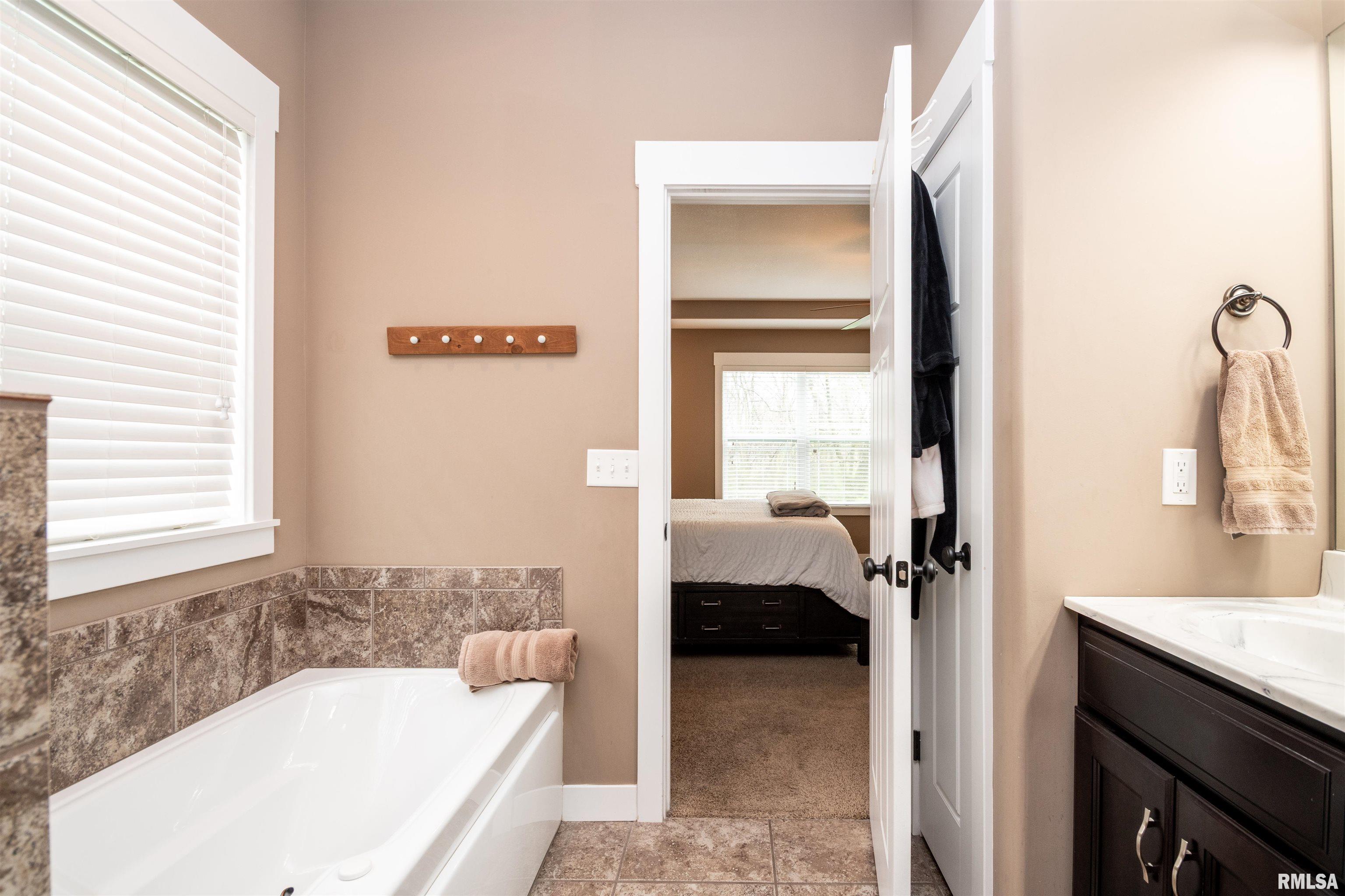 1413 Stephanie Lane Metamora, IL 61548 - Photo 28 of 54