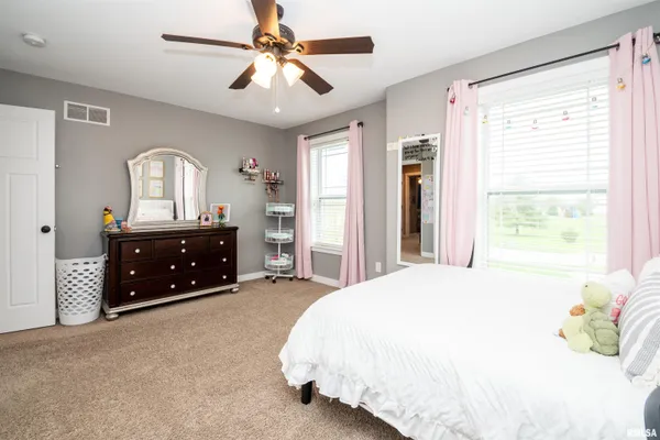 $525,000 | 1413 Stephanie Lane, Metamora, IL 61548