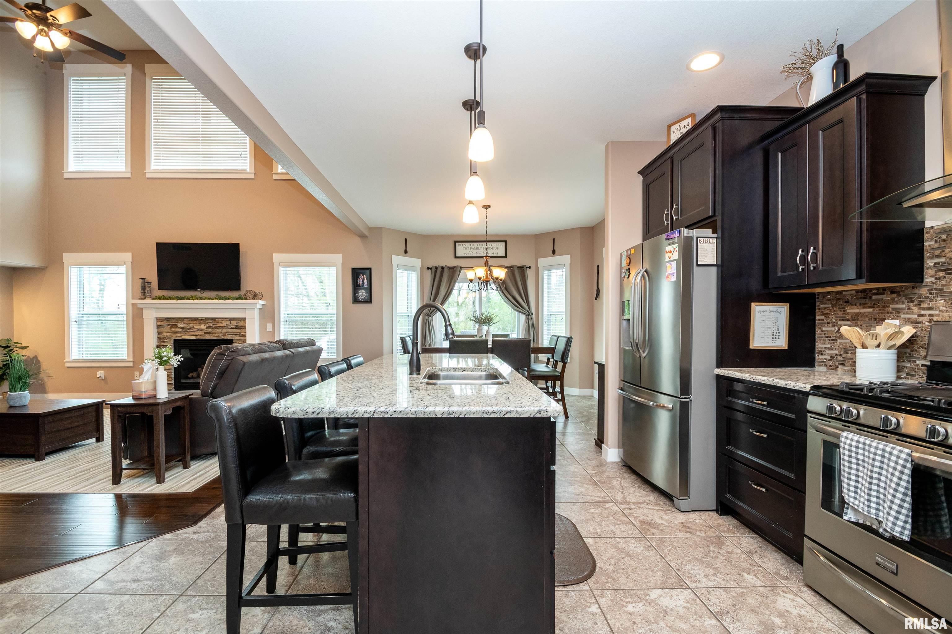 1413 Stephanie Lane Metamora, IL 61548 - Photo 8 of 54