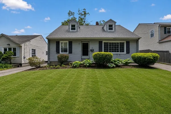 $450,000 | 82 Parkside Avenue, Pawtucket, RI 02861