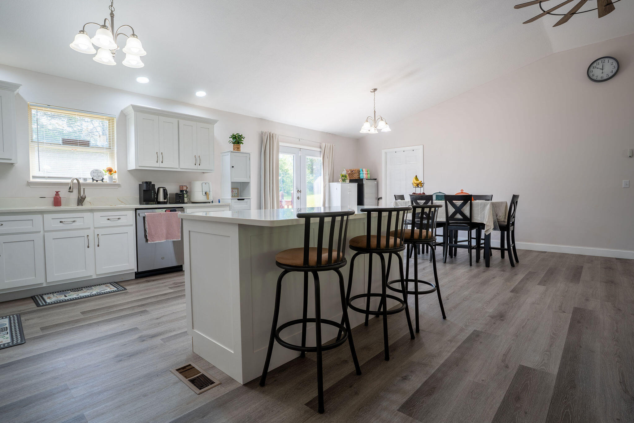 596 Co Road, Unit 104 Stevenson, AL 35772 - Photo 10 of 36 A7304340-HDR