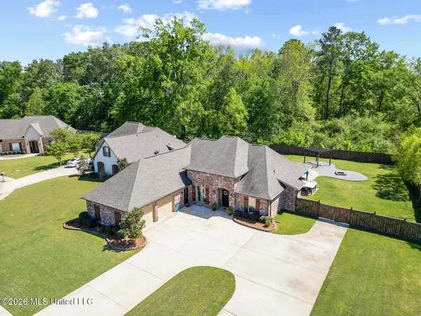 $420,000 | 1108 Belle Oak Drive, Brandon, MS 39042