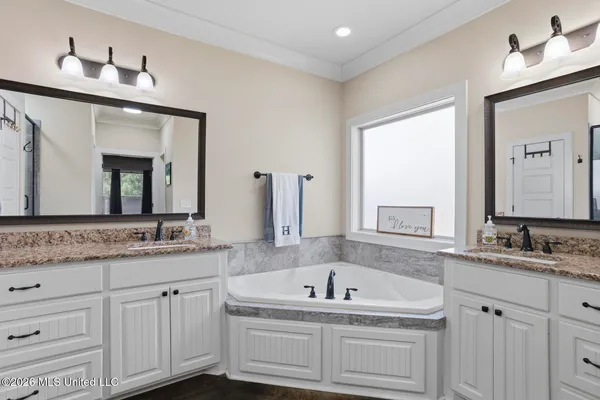 $420,000 | 1108 Belle Oak Drive, Brandon, MS 39042