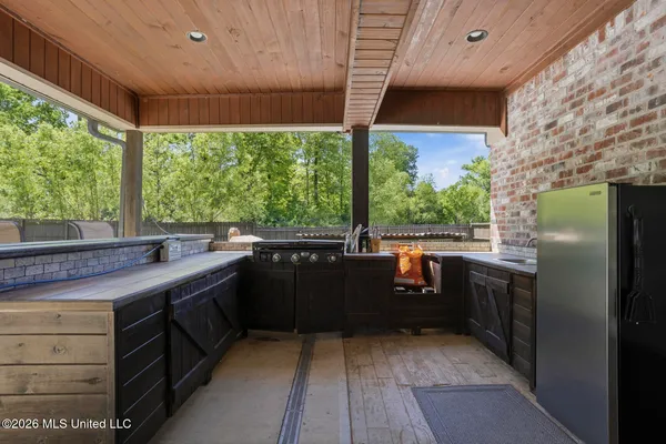 $420,000 | 1108 Belle Oak Drive, Brandon, MS 39042