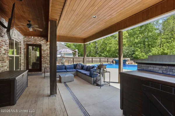 $420,000 | 1108 Belle Oak Drive, Brandon, MS 39042