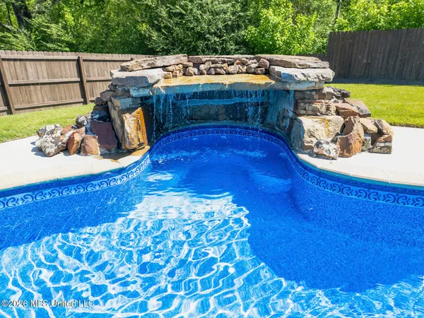 $420,000 | 1108 Belle Oak Drive, Brandon, MS 39042