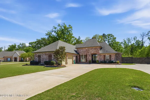$420,000 | 1108 Belle Oak Drive, Brandon, MS 39042