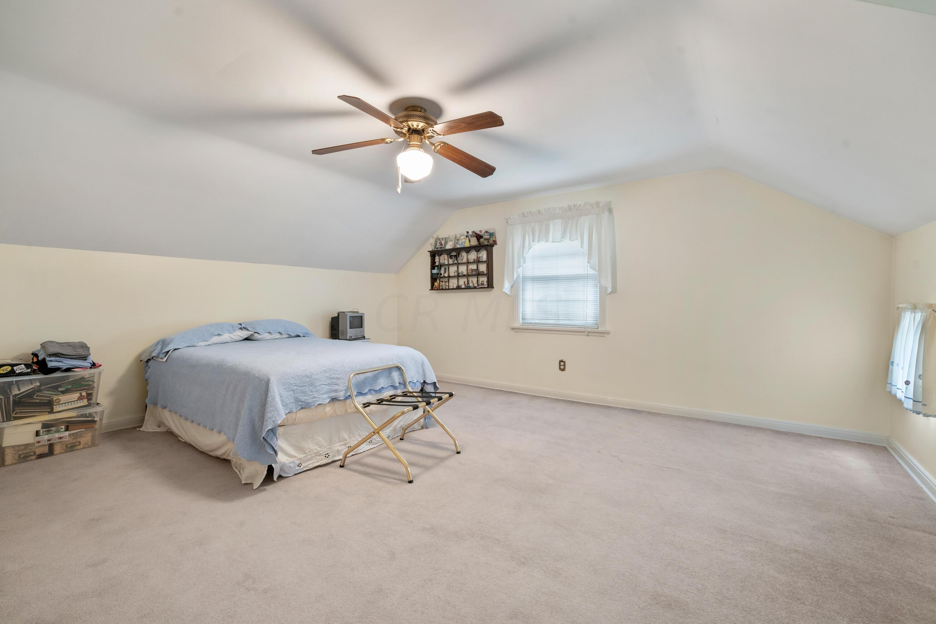 275 North Stanwood Road Bexley, OH 43209 - Photo 15 of 45 DSC00058