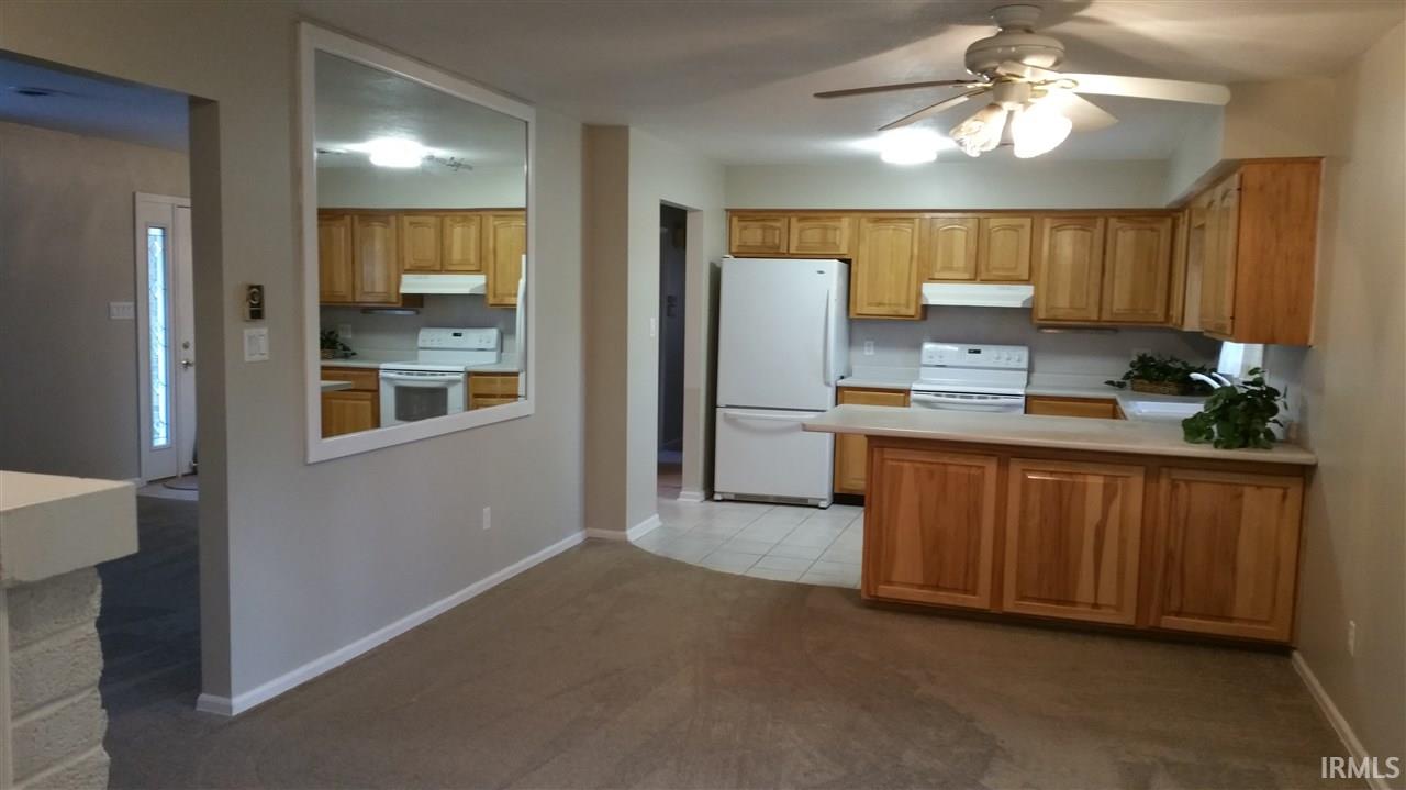 8606 Illinois Road Fort Wayne, IN 46804 - Photo 4 of 9