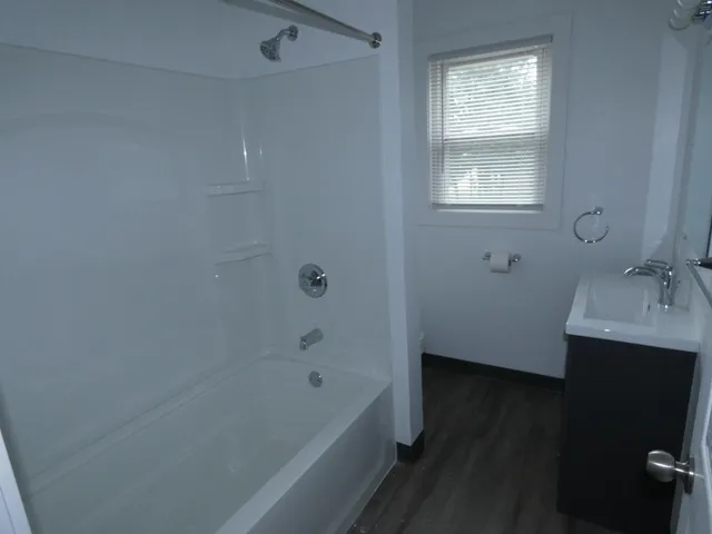 $890 | 518 North 4th Street, Unit 3, Muscoda, WI 53573