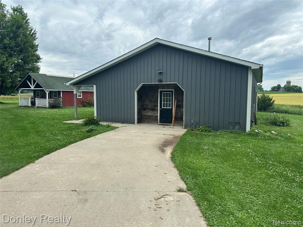 7700 Harris Road Marlette, MI 48453 - Photo 3 of 22