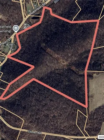 a view of an outdoor space