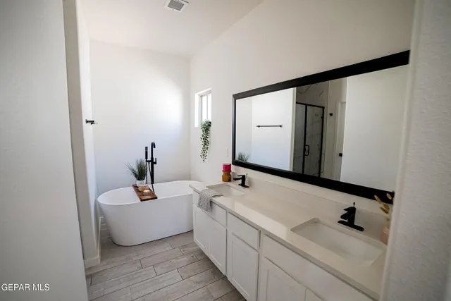 $388,000 | 14848 Jack White Avenue, El Paso, TX 79938