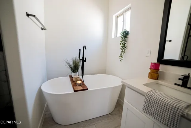 $388,000 | 14848 Jack White Avenue, El Paso, TX 79938