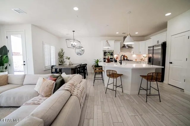 $388,000 | 14848 Jack White Avenue, El Paso, TX 79938