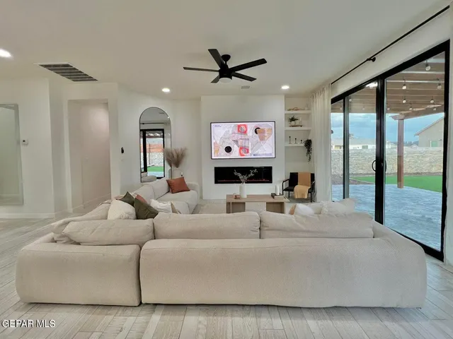 $388,000 | 14848 Jack White Avenue, El Paso, TX 79938