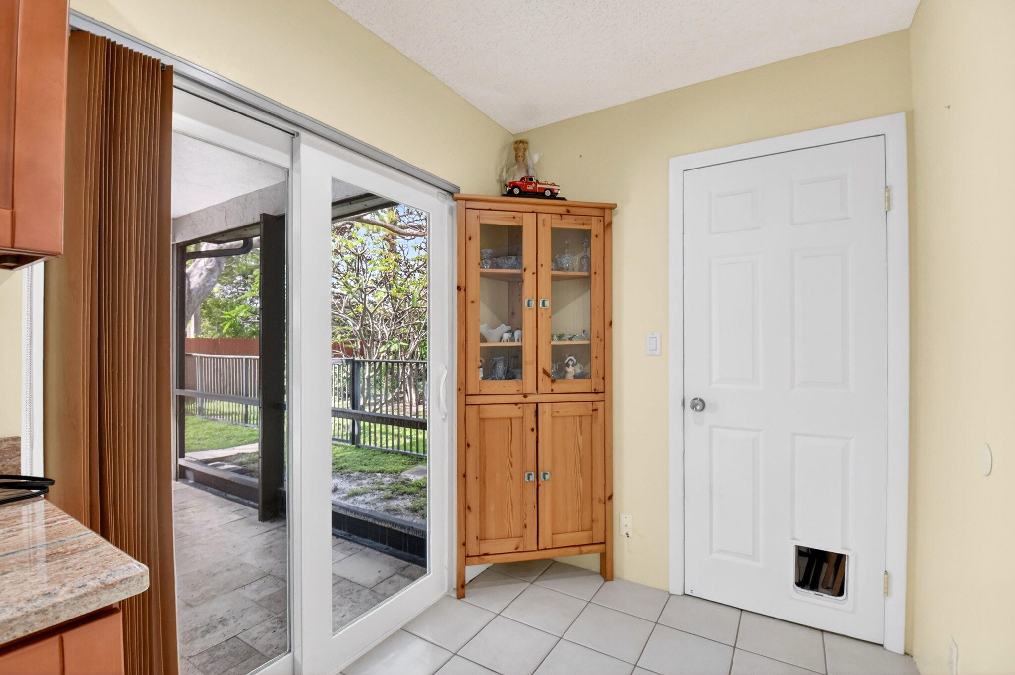 14651 Hideaway Lane Delray Beach, FL 33484 - Photo 21 of 65 21-web-or-mls-DSC_0045