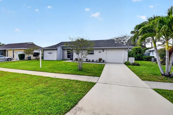 $475,000 | 14651 Hideaway Lane, Delray Beach, FL 33484