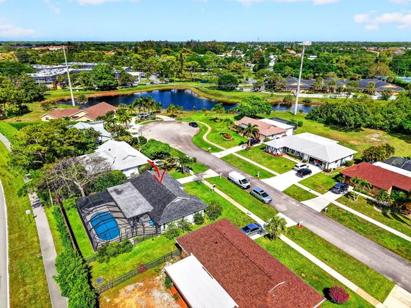 $475,000 | 14651 Hideaway Lane, Delray Beach, FL 33484