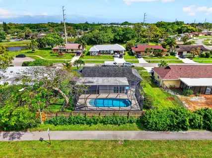 $475,000 | 14651 Hideaway Lane, Delray Beach, FL 33484